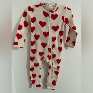 SpearmintLove Red Heart Waffle Zip Romper 12-18 Months